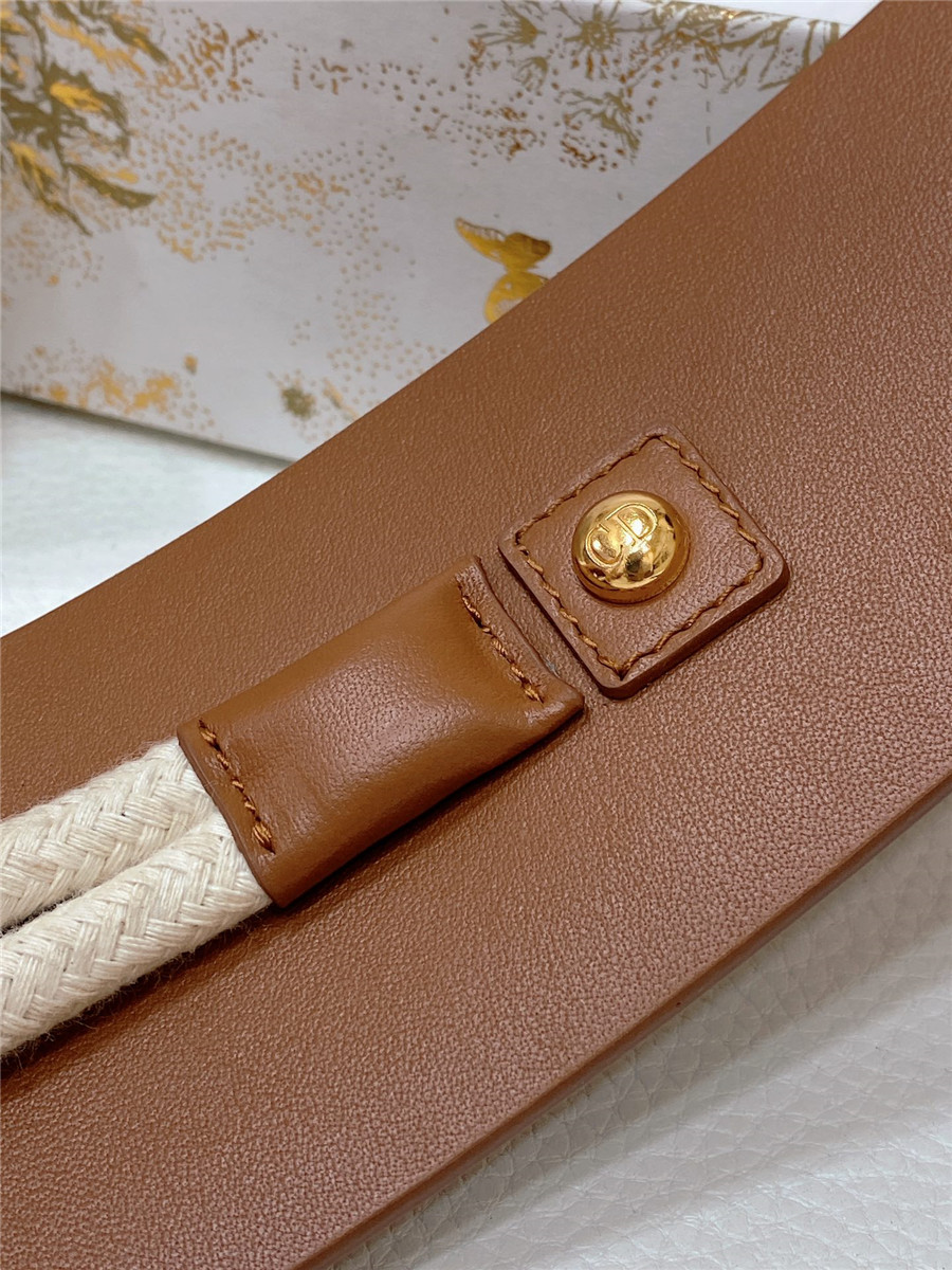 D10r nolita belts