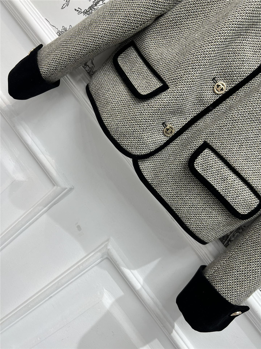 Ch**el tweed woven velvet jacket