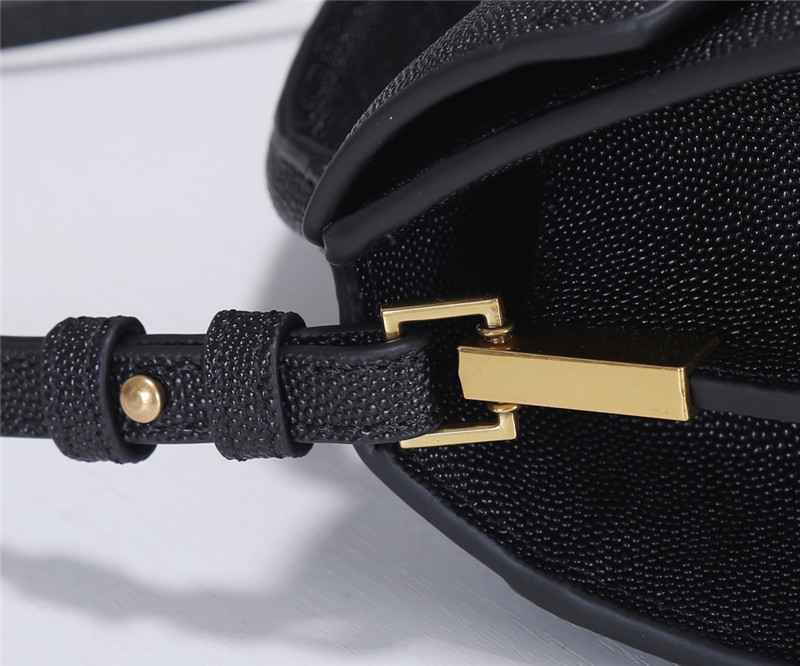 Sa1nt Lau*nt cassandra medium top handle bag