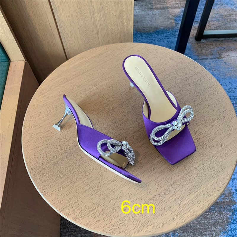 &  Rhinestone bow high-heeled slippers