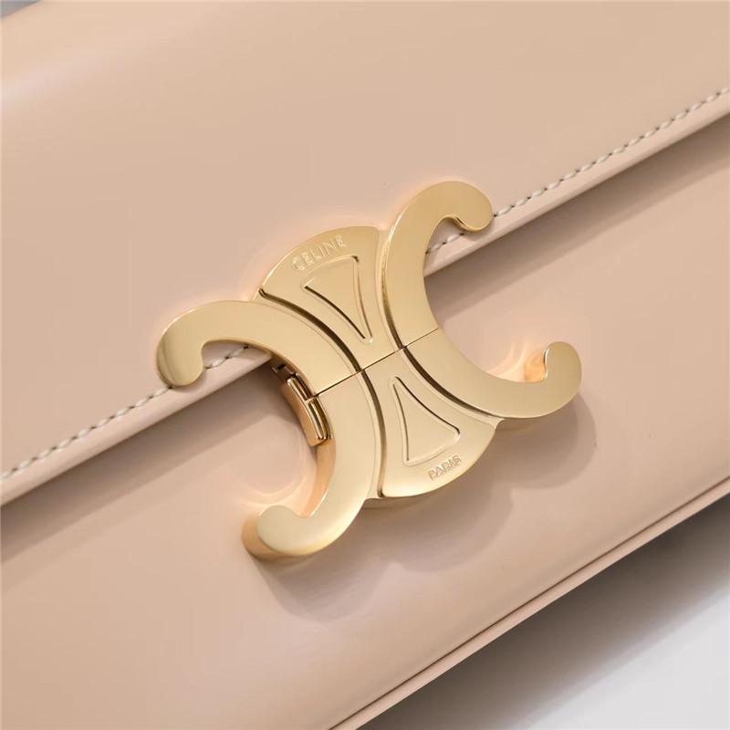 Ce1i*e triomphe chain shoulder bag in pink