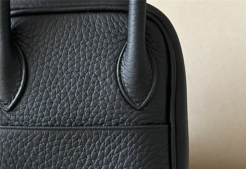H**me5 mini lindy bag black