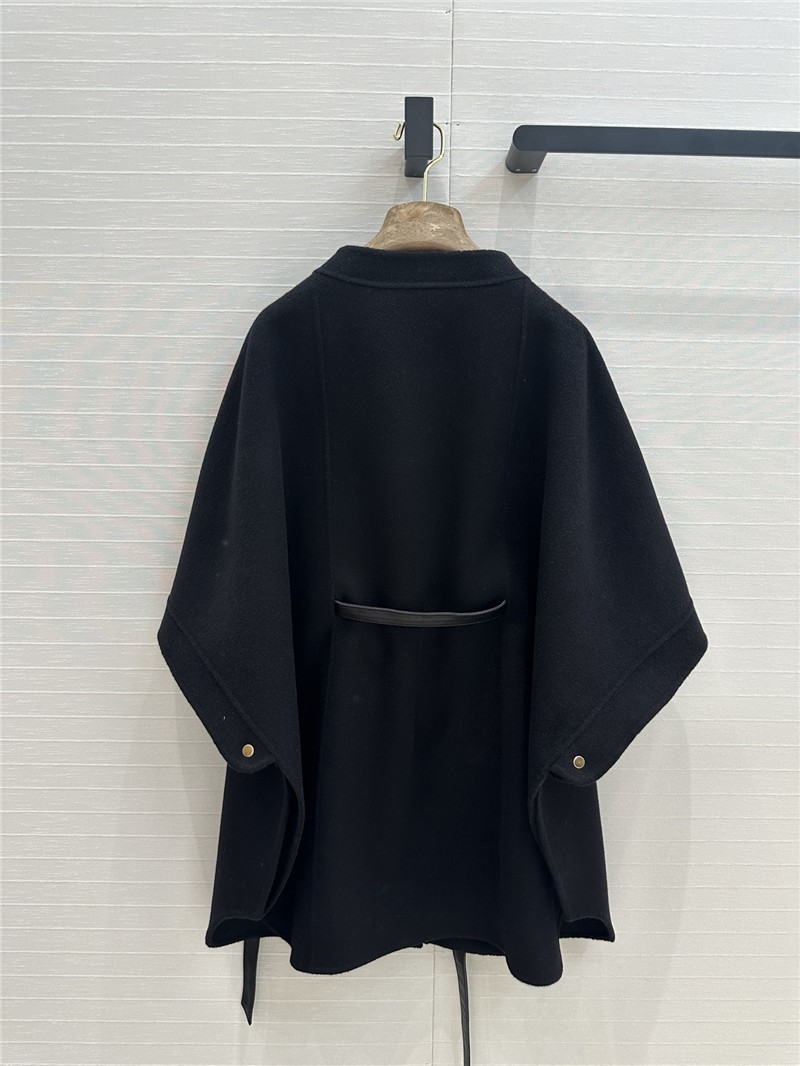 L0r0 P1ana cashmere cape coat