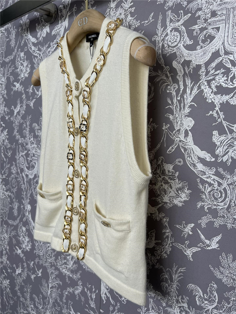 Ch**el chain cashmere knit cardigan vest