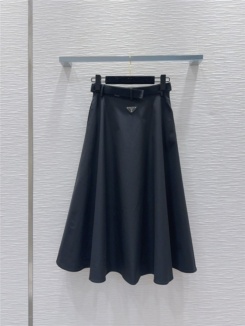 Pra*a mid-century style skirt