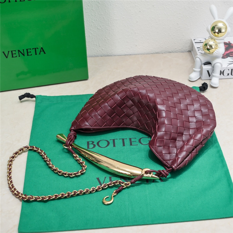 b0tt*ga Ven*ta sardine bag brown