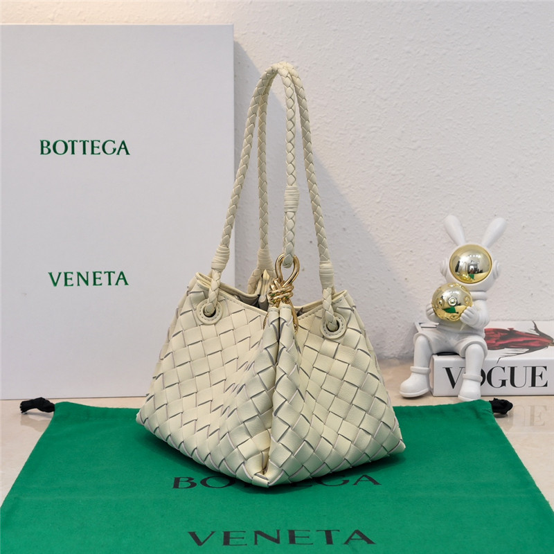 b0tt*ga Ven*ta parachute leather shoulder bag
