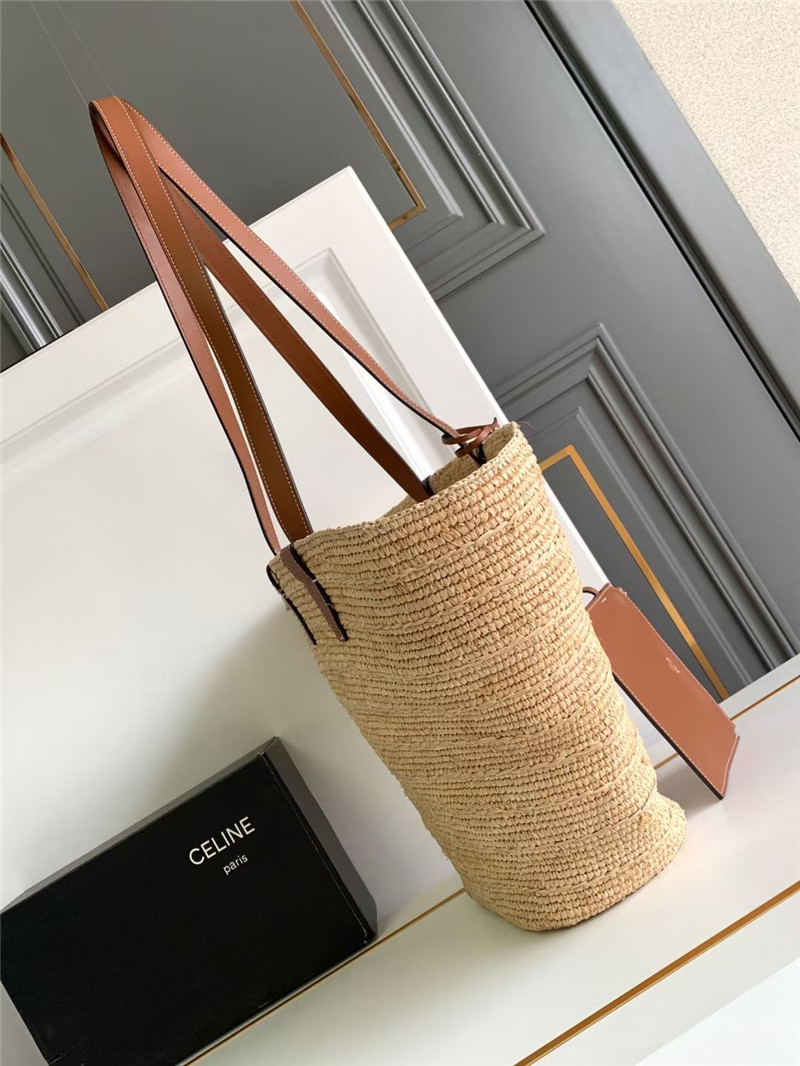 Ce1i*e classic panier bag in raffia and calfskin