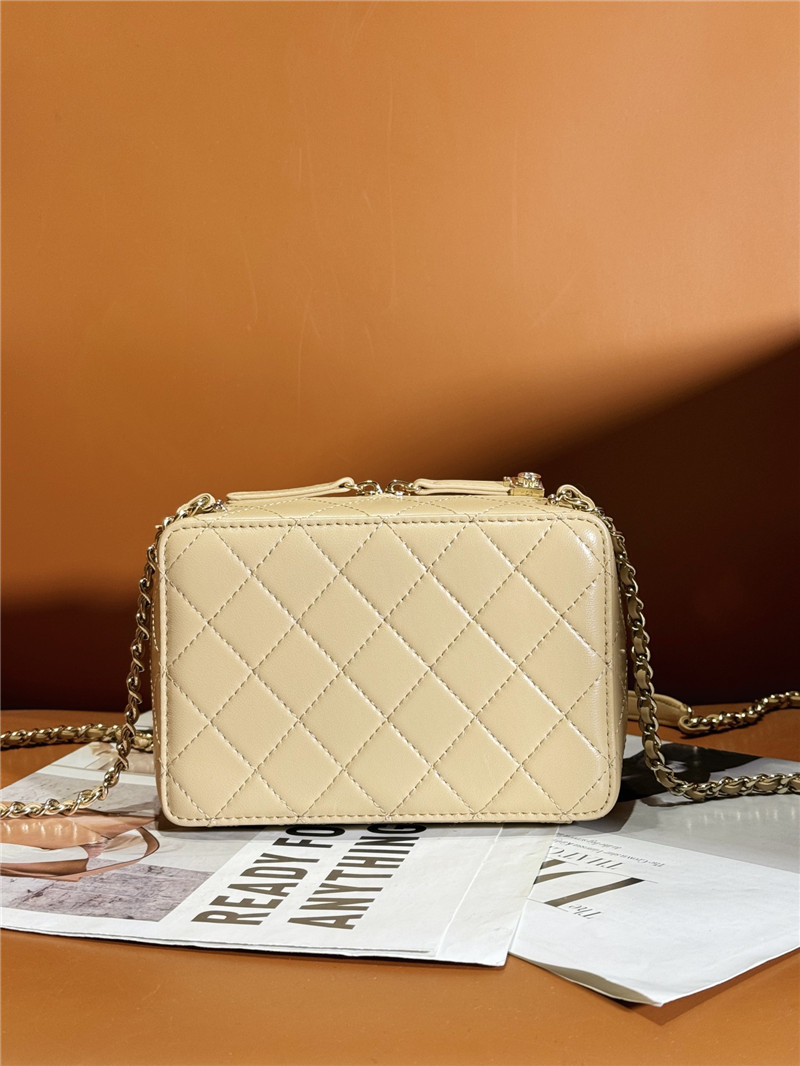 Ch**el beige camera bag