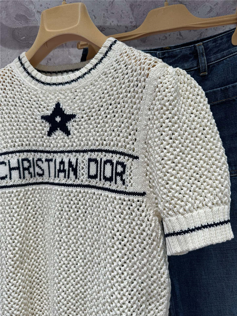 D10r puff sleeve sweater