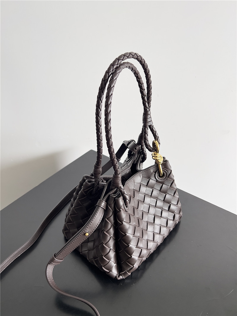 b0tt*ga Ven*ta andiamo parachute bag in brown