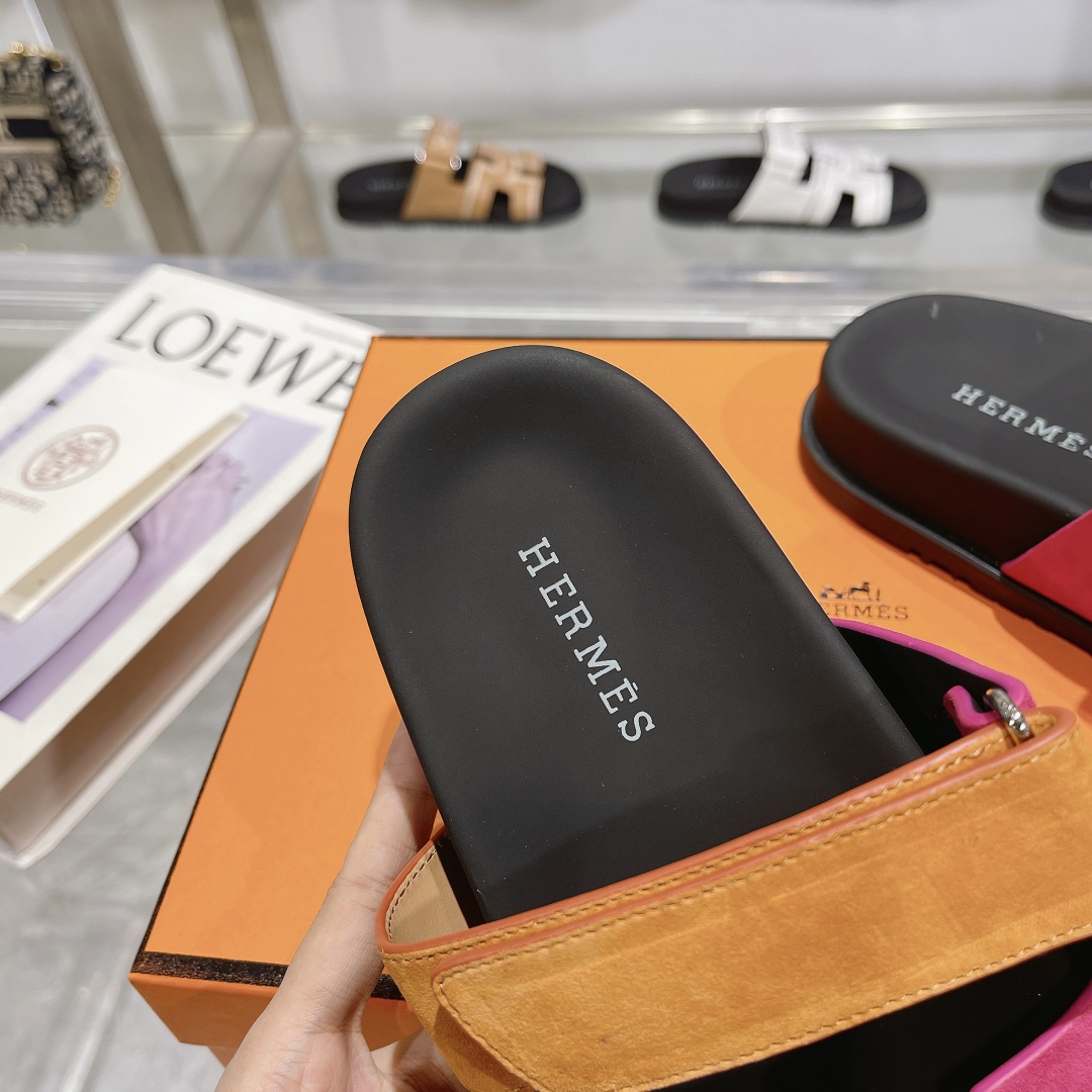H**me5 chypre pink brown suede sandals