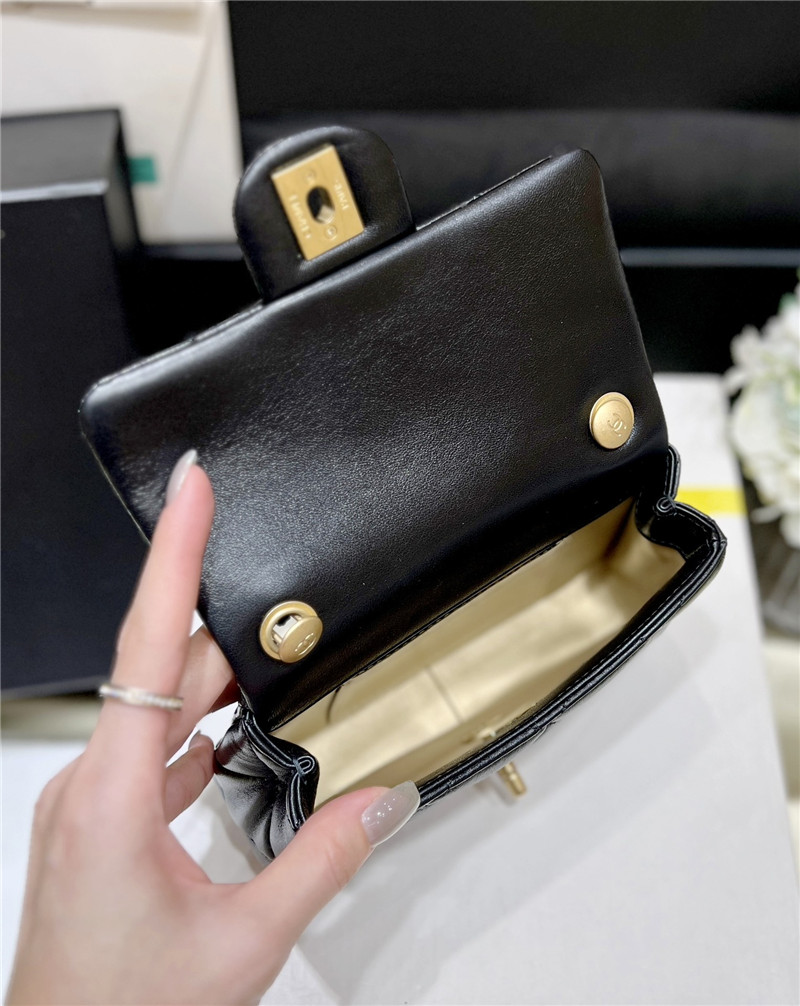 Ch**el logo pearl chain bag small