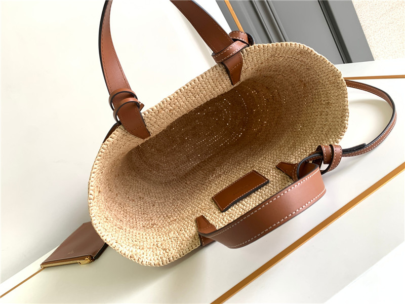 Ce1i*e teen plant cowhide classic basket bag brown