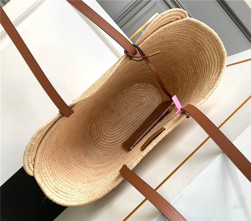 Ce1i*e triomphe classic panier bag
