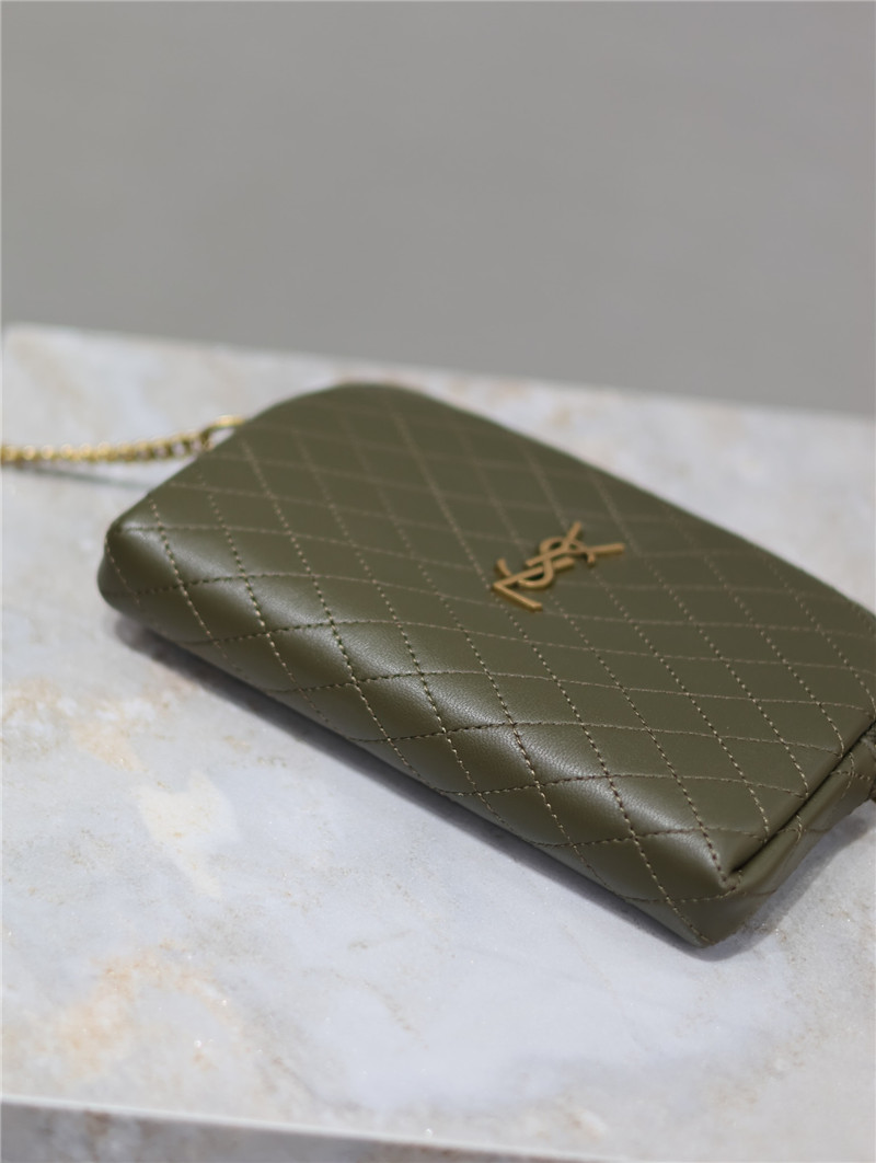 Sa1nt Lau*nt gaby zipped pouch in green
