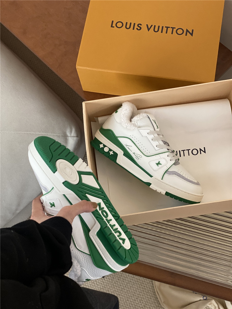 l0vis Vvtt0n lv trainer fur sneakers in white