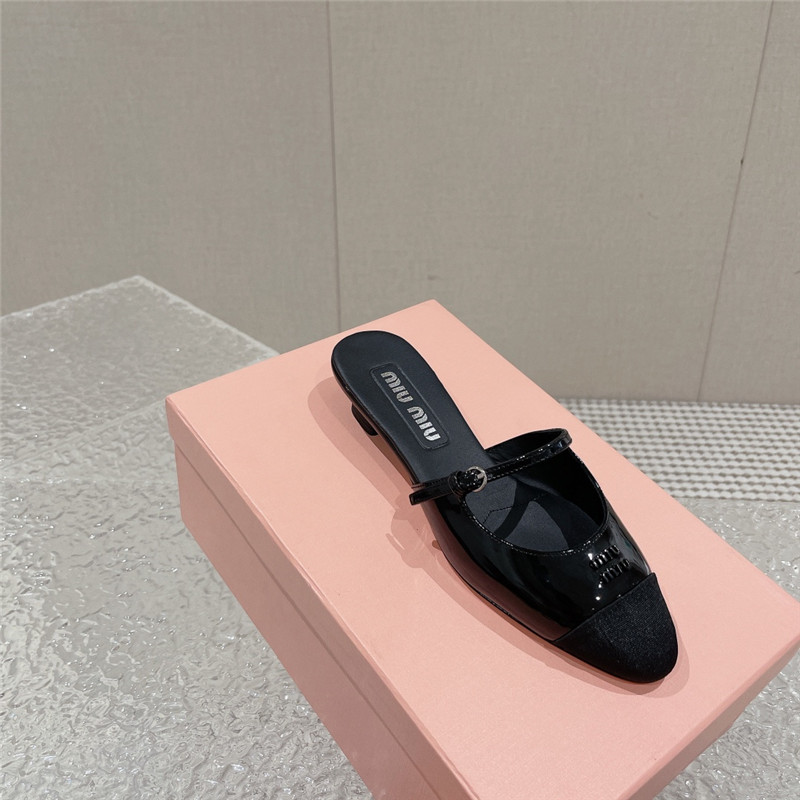M1um1u new half slippers