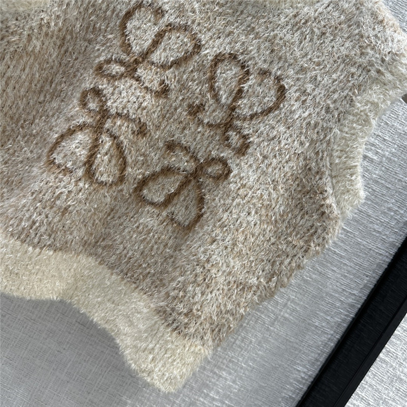 L0ew* women’s plush vest
