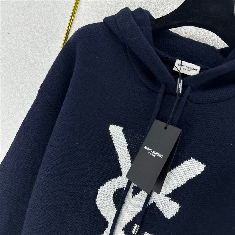 Y51 hooded logo sweater