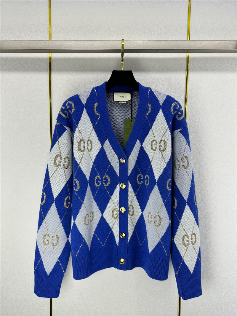 Gvc*1 gold cardigan sweater
