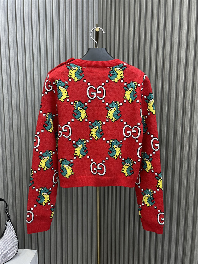 Gvc*1 logo zodiac knitted sweater