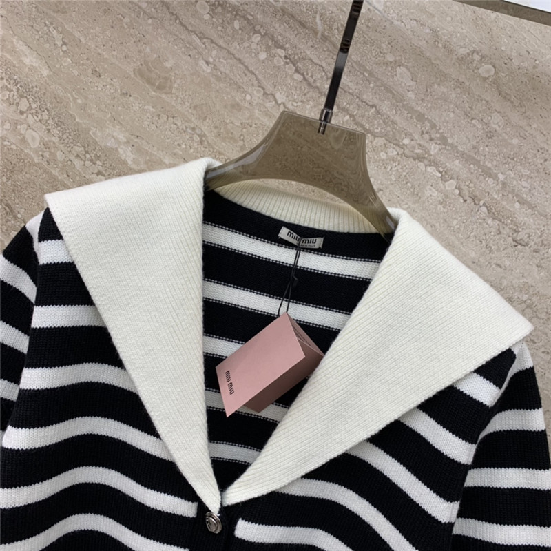 Miu Miu Spread-Collar Crop Cardigan