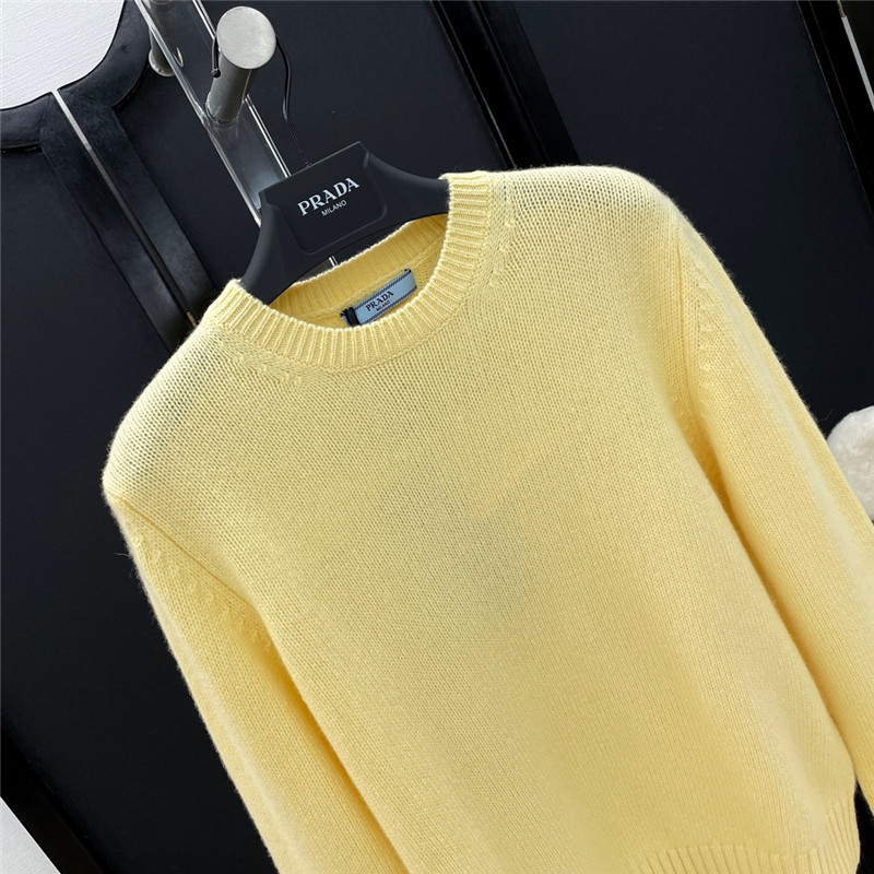 Pra*a crew neck knit sweater in yellow