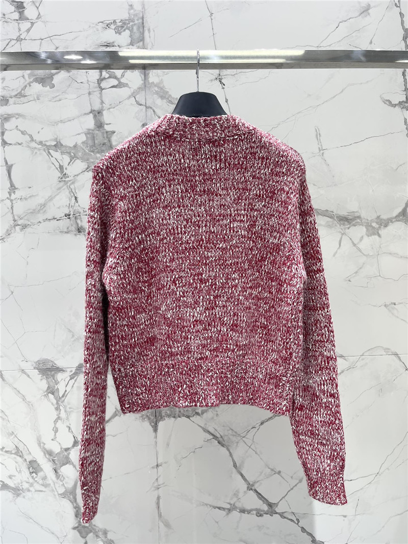 Gvc*1 red crewneck knit cardigan
