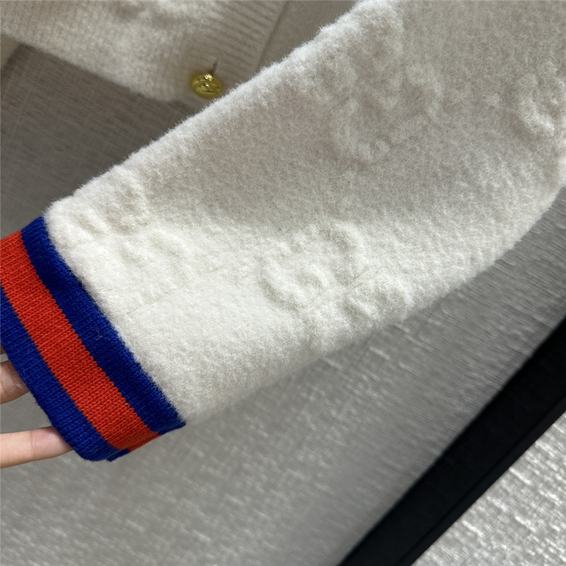 Gvc*1 logo jacquard cardigan in elegant white