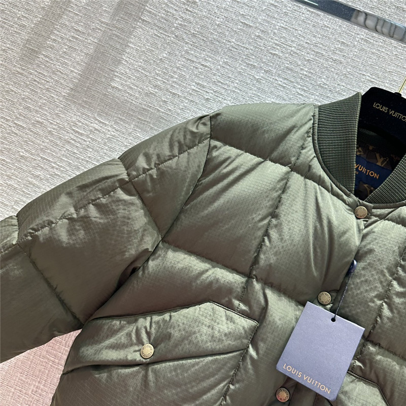 l0vis Vvtt0n lv ribbed flight jacket down jacket