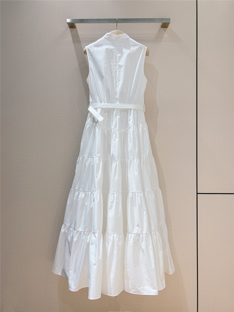 D10r latest sleeveless dress