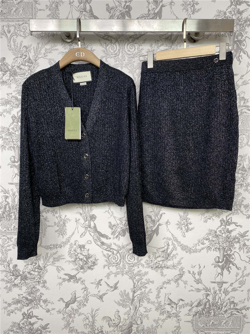 Gvc*1 v-neck knitted cardigan skirt suit