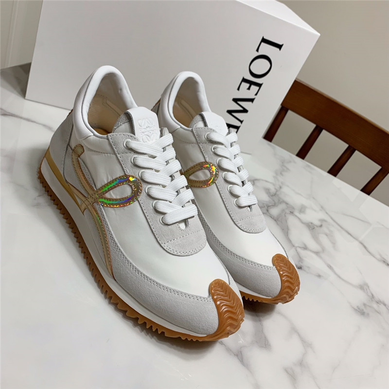 L0ew* flow runner sneaker white