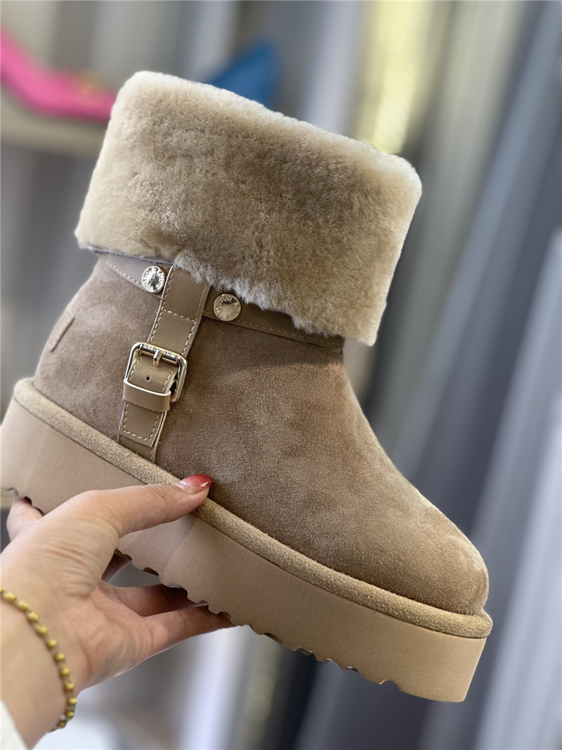 l0vis Vvtt0n lv ski aspen platform ankle boots