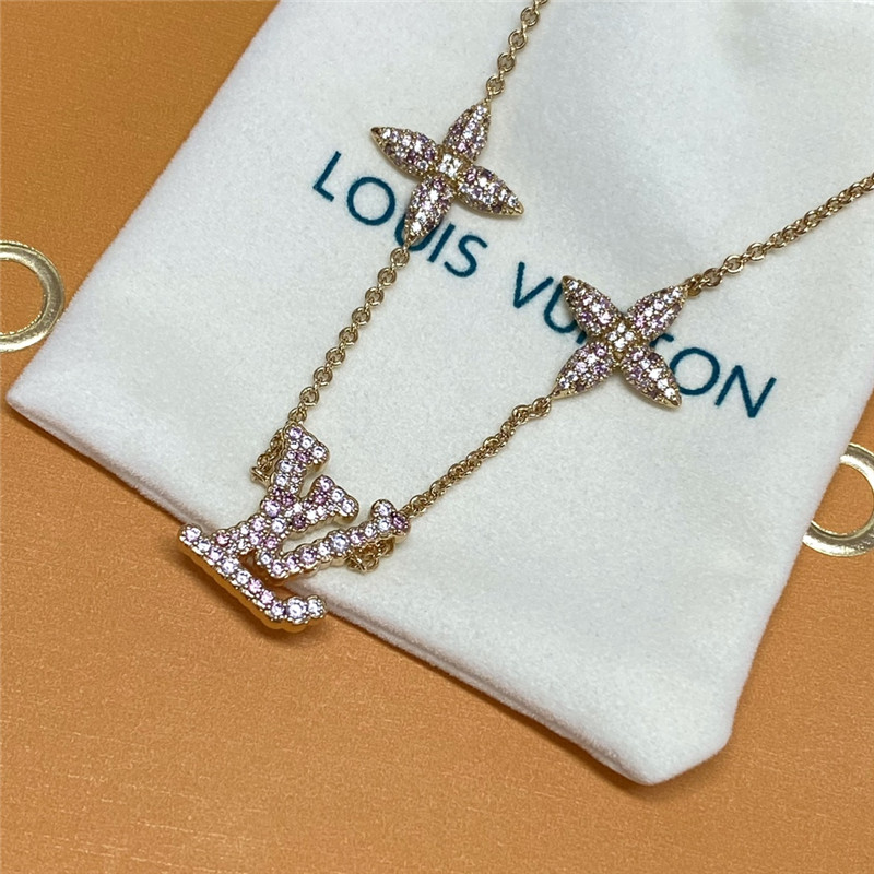 l0vis vvtt0n D1am0nd clover necklace