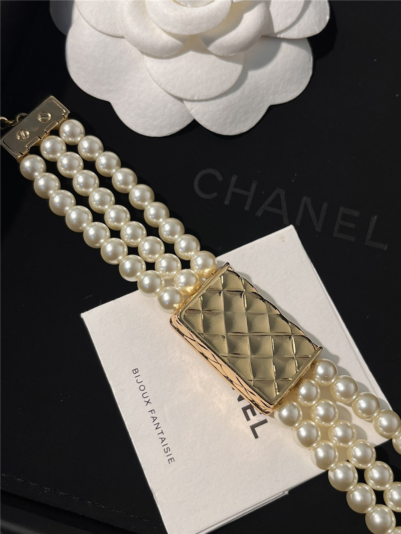 Ch**el classic logo pearl bracelet