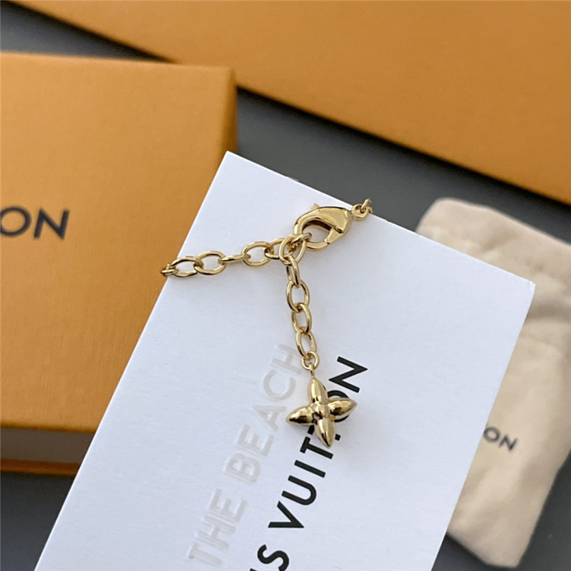 l0vis Vvtt0n lv pearl clover bracelet