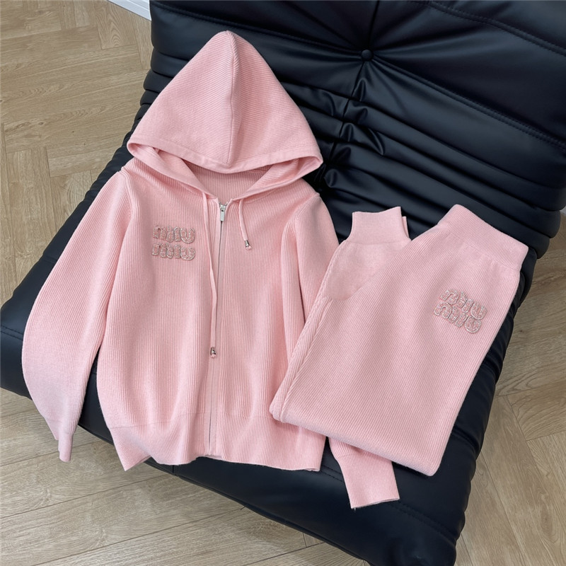 M1um1u hooded knitted suit