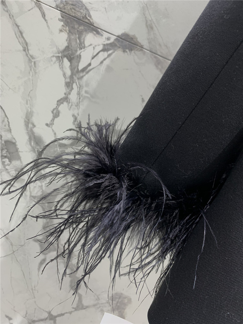 Y51 ostrich feather upgraded suit