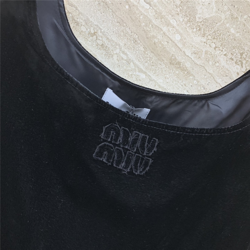 M1um1u black sexy square neck velvet suspender dress