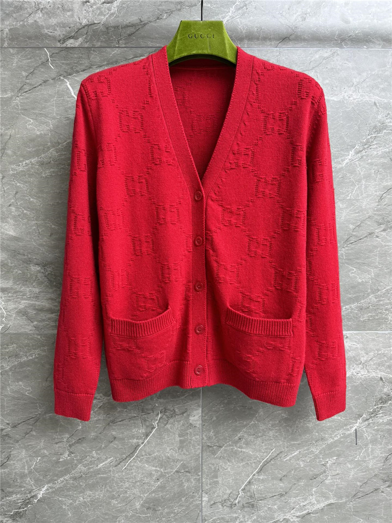 Gvc*1 jacquard wool cardigan in red