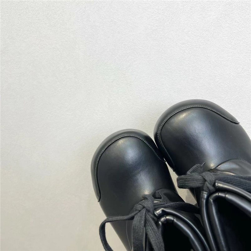 Ba1en*iaga alaska boots black