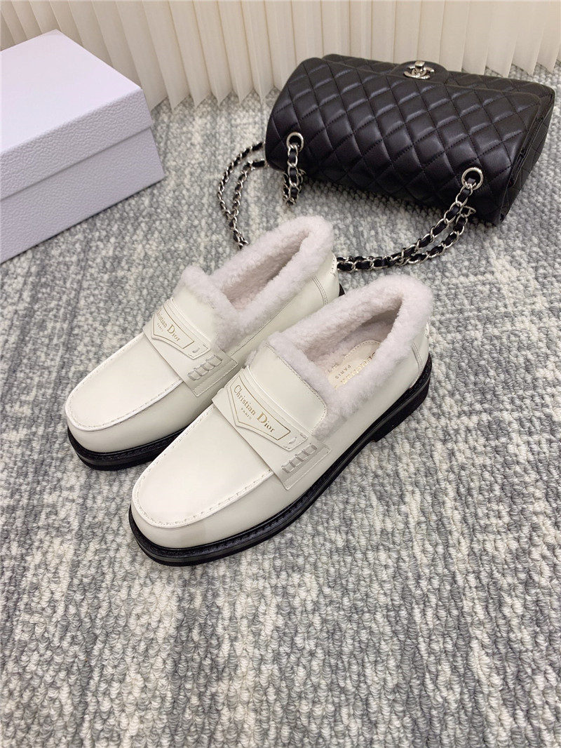D10r new wool loafers