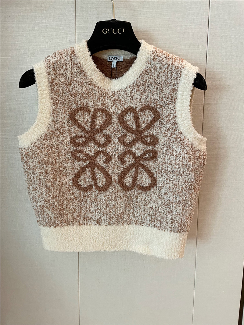 L0ew* logo jacquard knitted vest