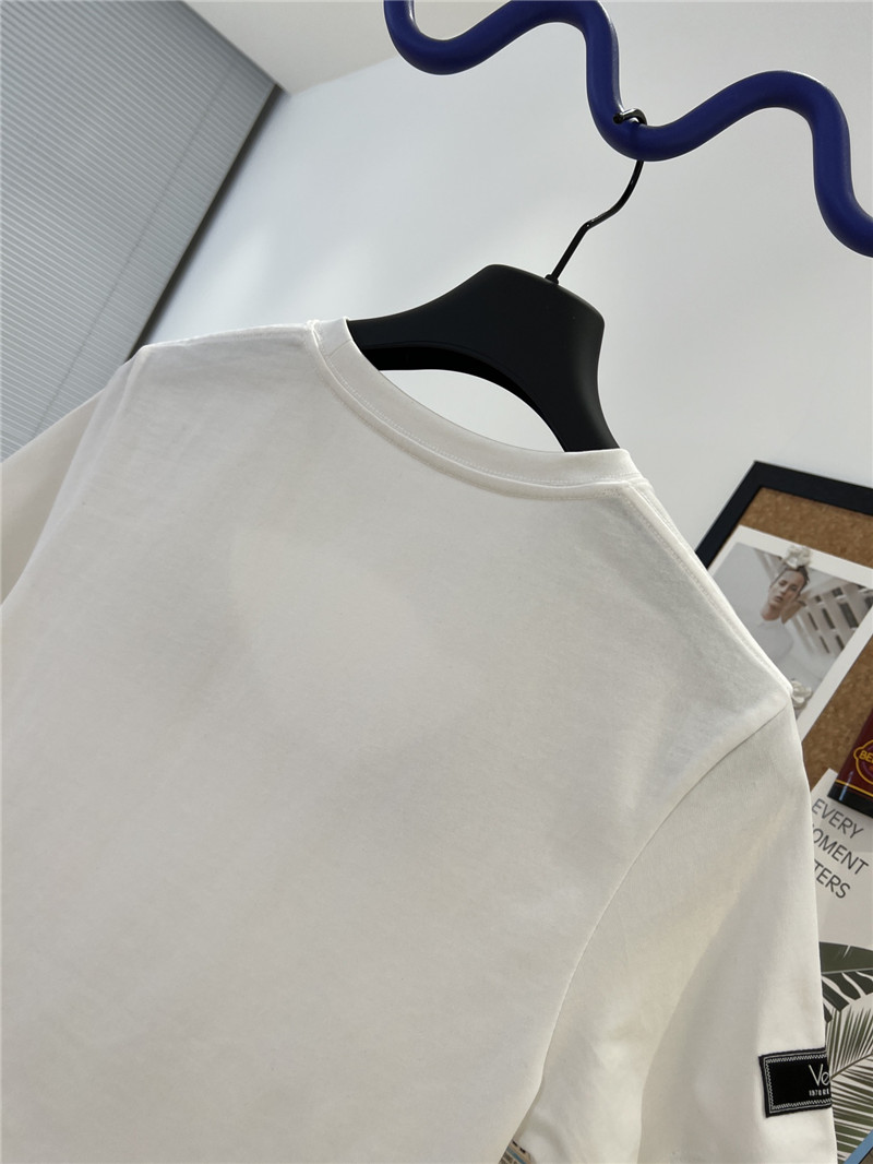 Versace new embroidered pin T-shirt