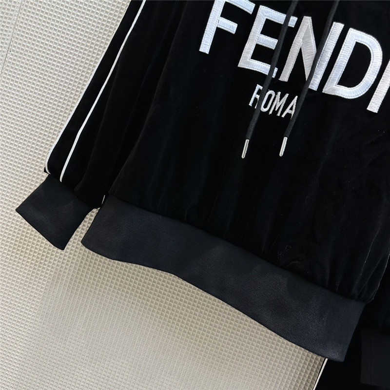 F**di hooded contrasting velvet top + casual pants set