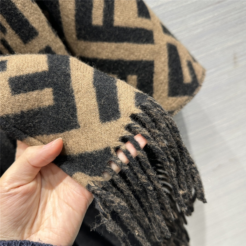 F**di cashmere shawl large scarf cloak