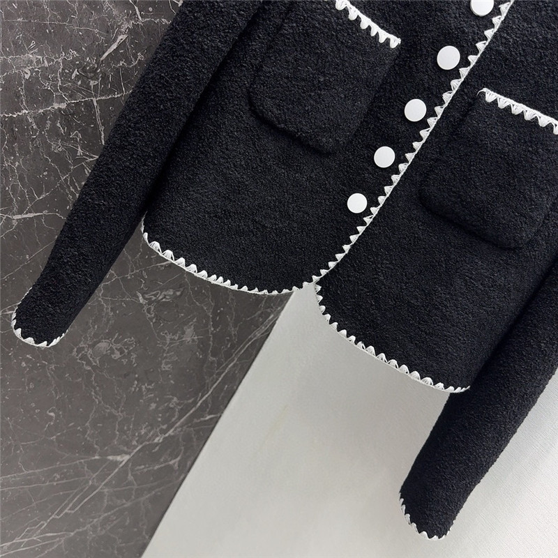 D10r wool jacket with contrast embroidered trim