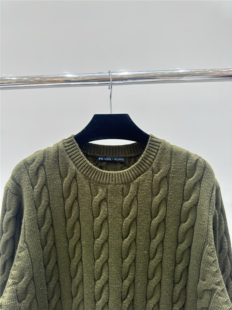 Pra*a logo pocket twist knit sweater green